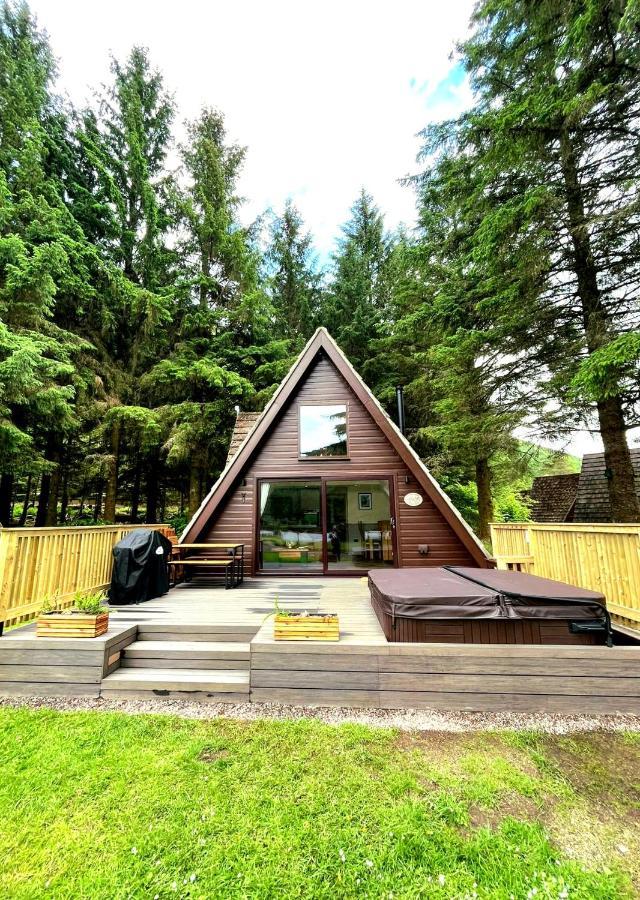 Bonnie Lodge-Lochside Location With Hot Tub Инвергарри Экстерьер фото