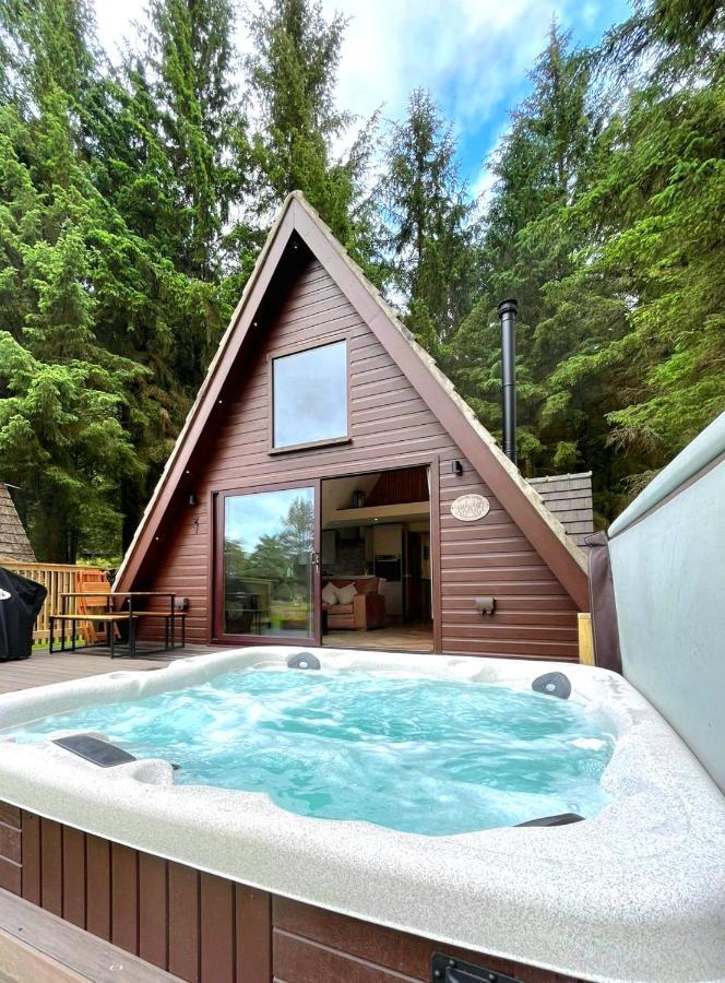 Bonnie Lodge-Lochside Location With Hot Tub Инвергарри Экстерьер фото