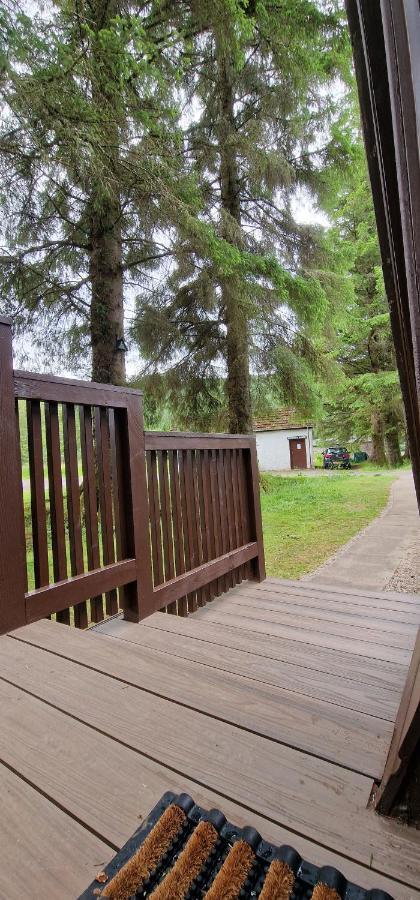 Bonnie Lodge-Lochside Location With Hot Tub Инвергарри Экстерьер фото